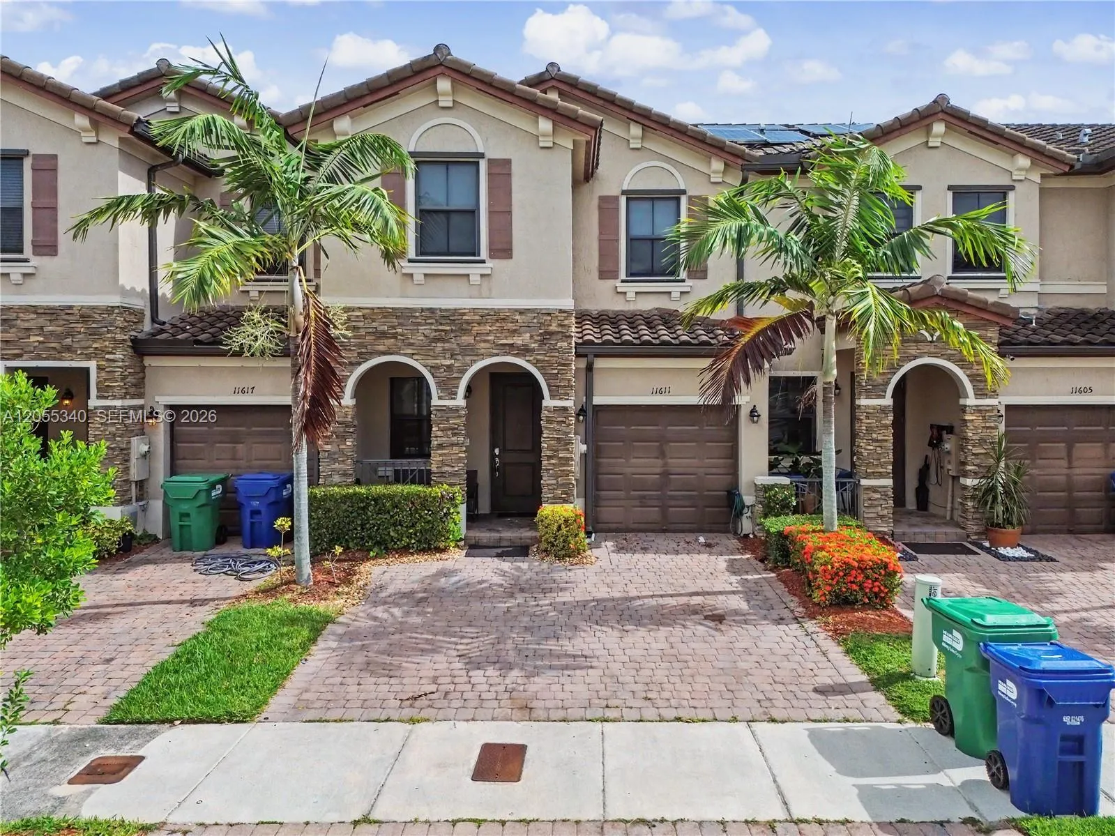 Vendido 11611 SW 253rd Street, Homestead, FL 33032, Homestead, FL 33032