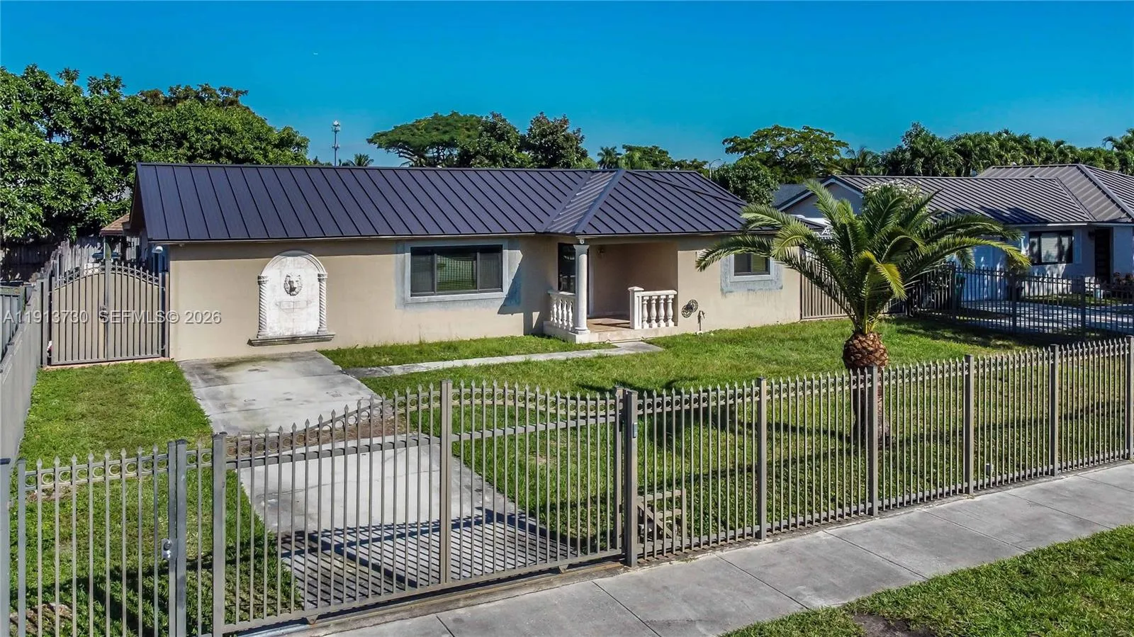 Foto de propiedad en 11617 SW 171st Street, Miami, FL 33157 Miami con MLS# 