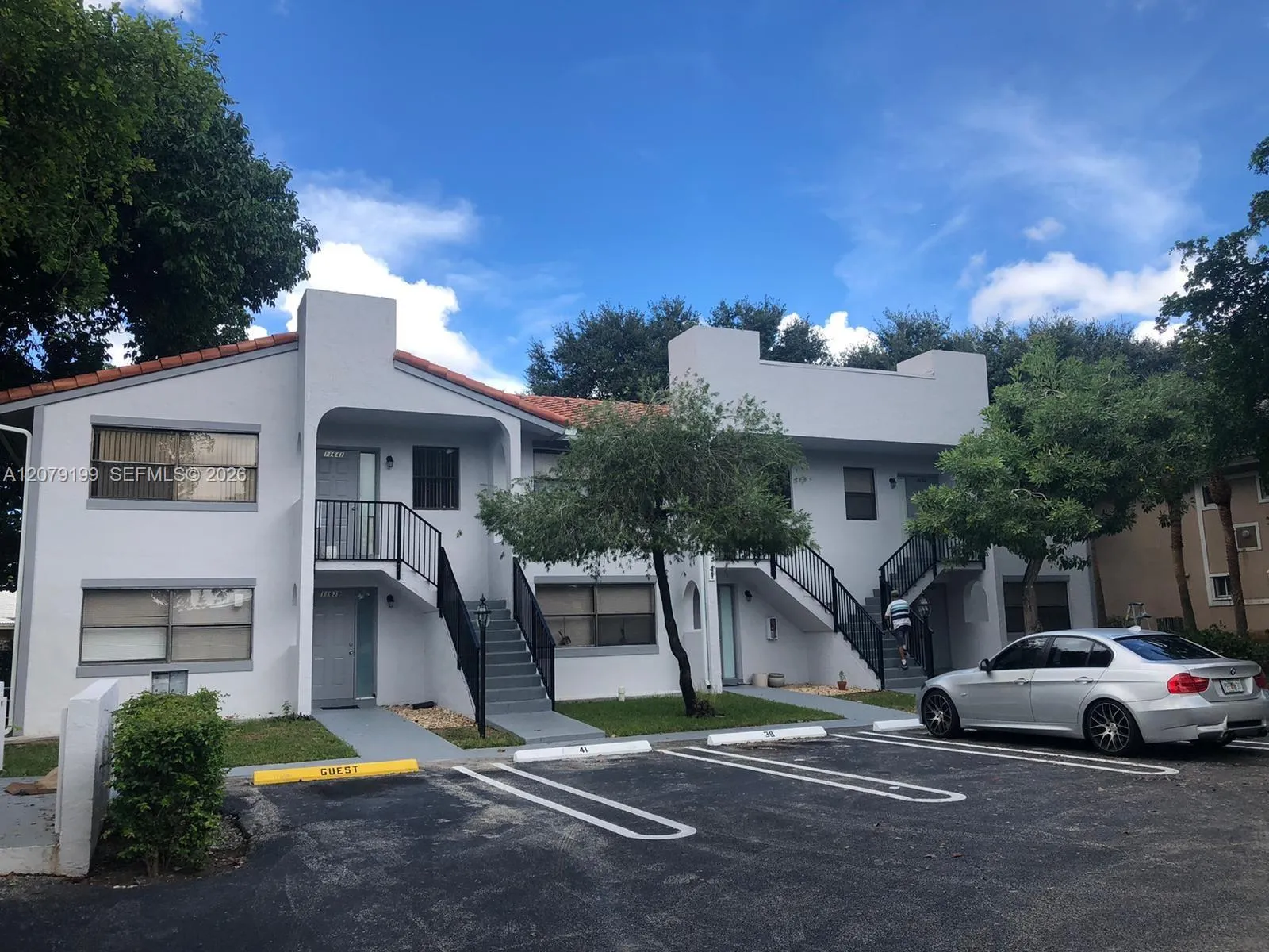 Foto de propiedad en 11641 Royal Palm Boulevard 11641, Coral Springs, FL 33065 Coral Springs con MLS# 