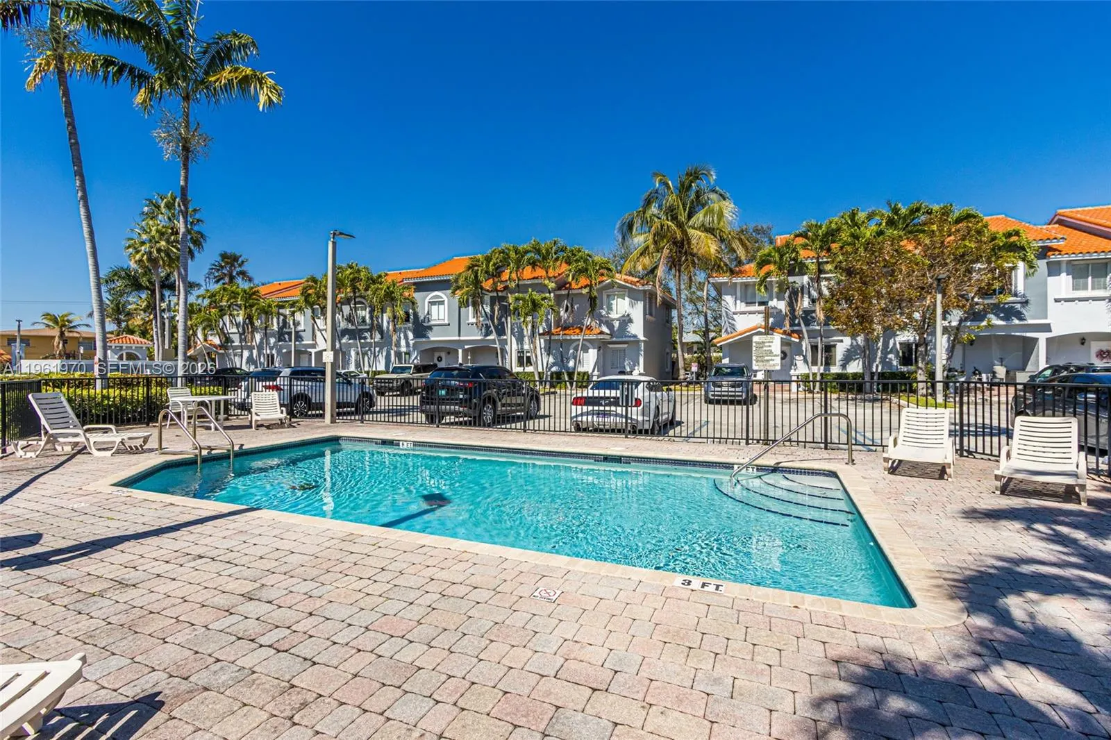 Vendido 11647 NE 18th Drive 11647, North Miami, FL 33181, North Miami, FL 33181