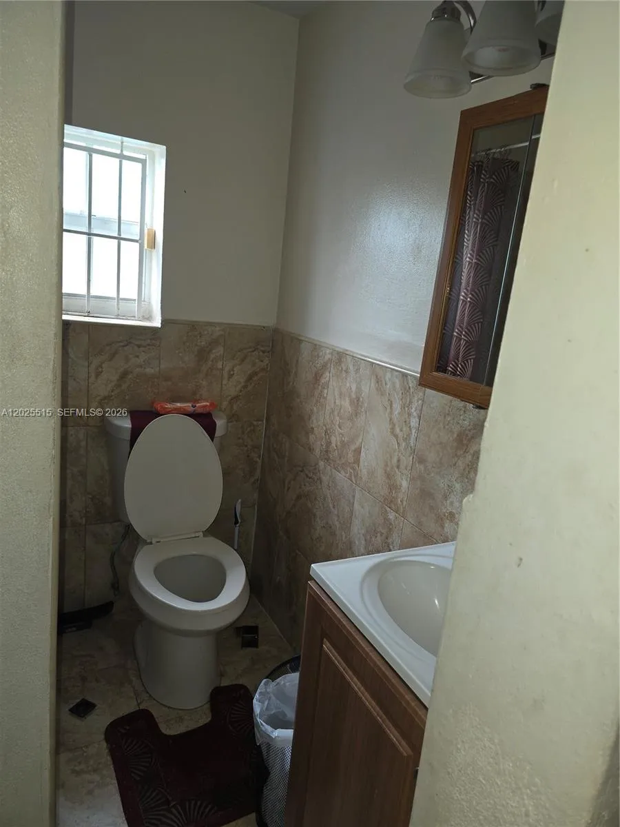 En Venta 1166 NW 117th Street, Miami, FL 33168, Miami, FL 33168