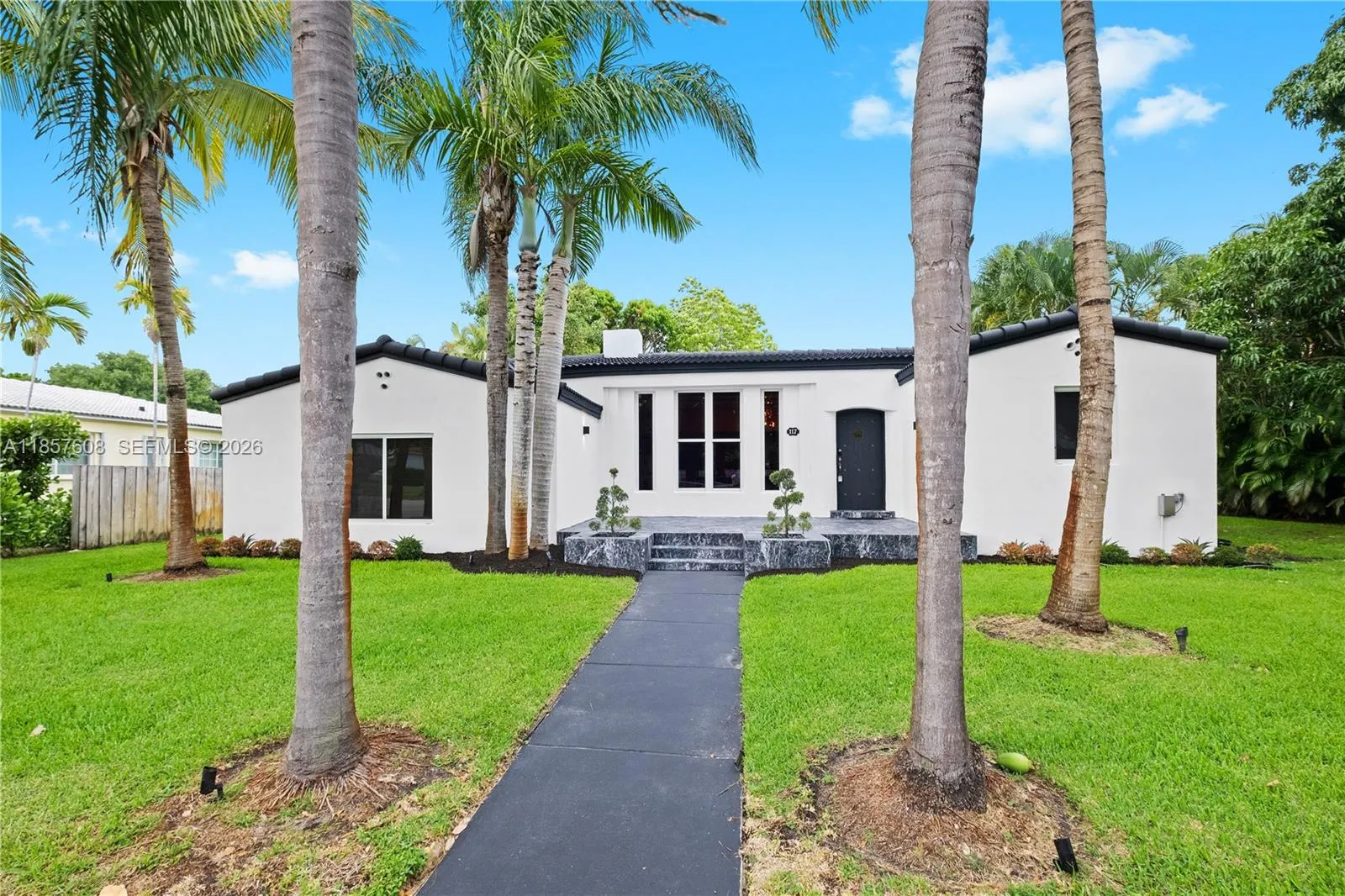 Foto de propiedad en 117 NE 95th Street, Miami Shores, FL 33138 Miami Shores con MLS# 