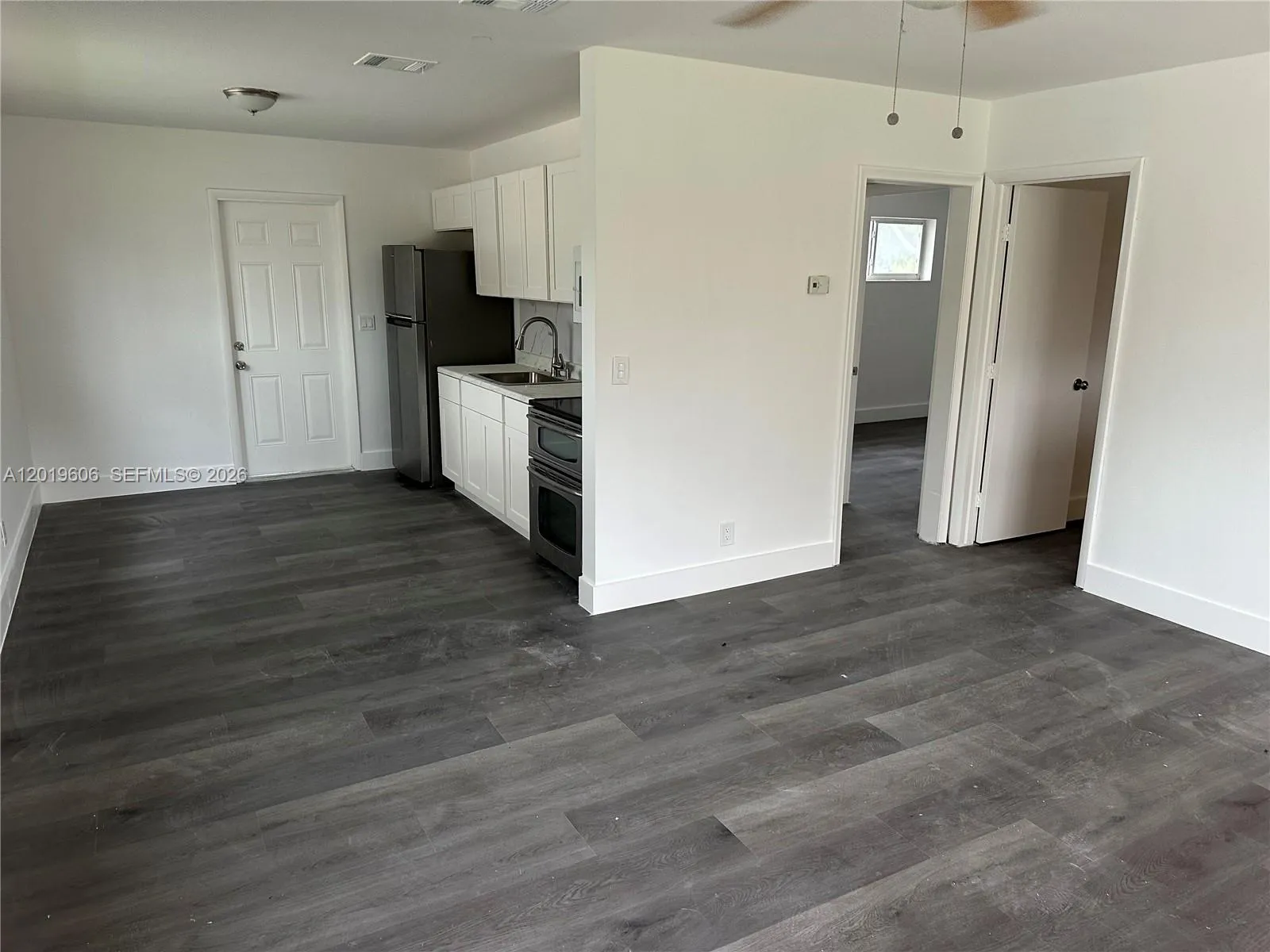 Foto de propiedad en 117 SE 2nd Avenue 1, Hallandale Beach, FL 33009 Hallandale Beach con MLS# 