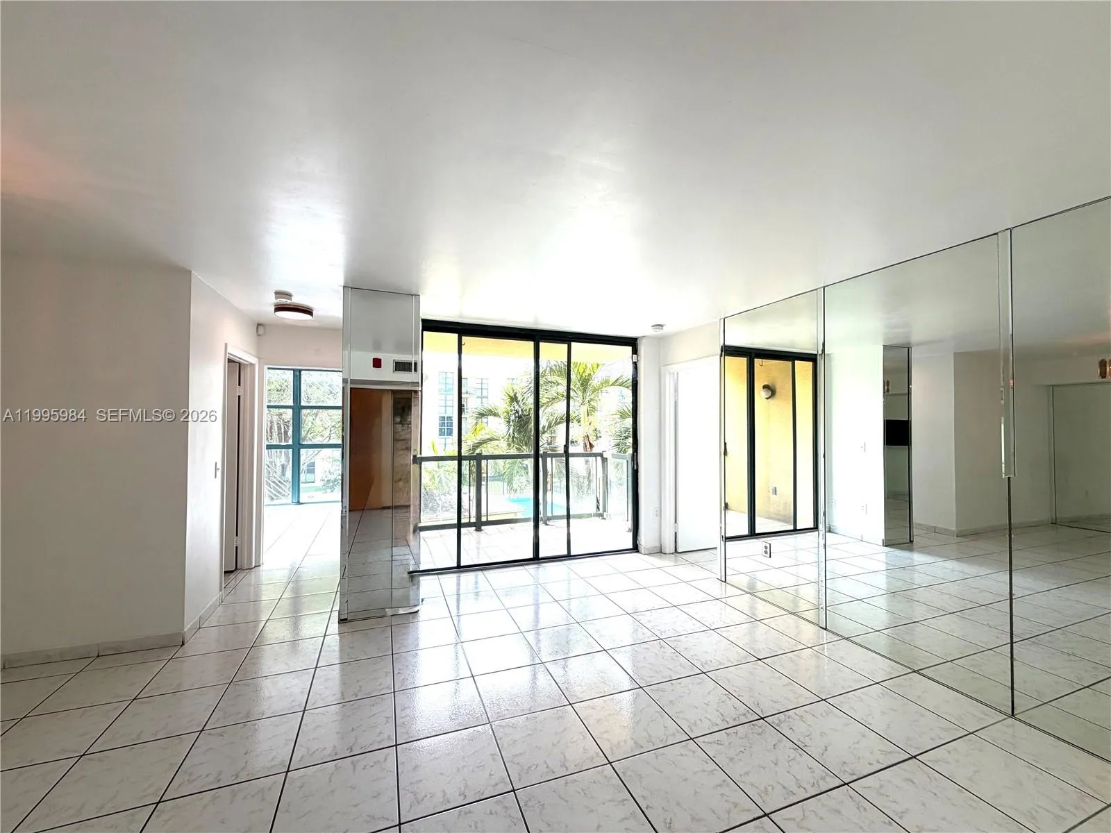 Vendido 11750 SW 18th Street 3141, Miami, FL 33175, Miami, FL 33175