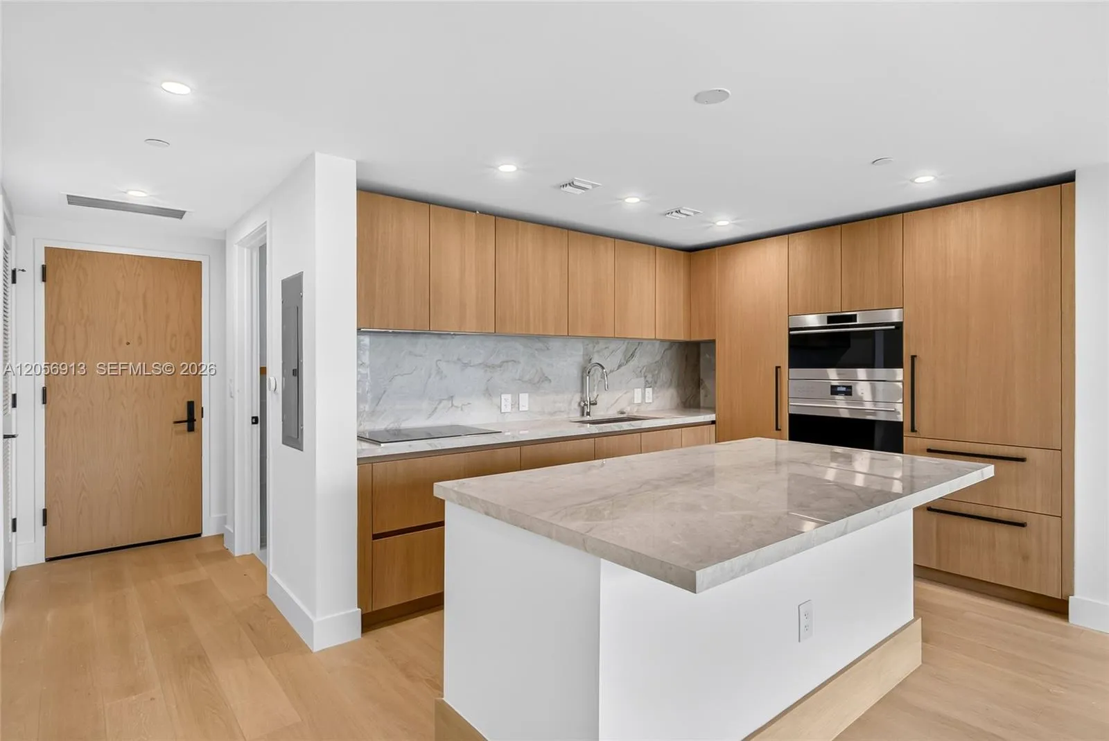 Foto de propiedad en 1176 97th 206, Bay Harbor Islands, FL 33154 Bay Harbor Islands con MLS# 