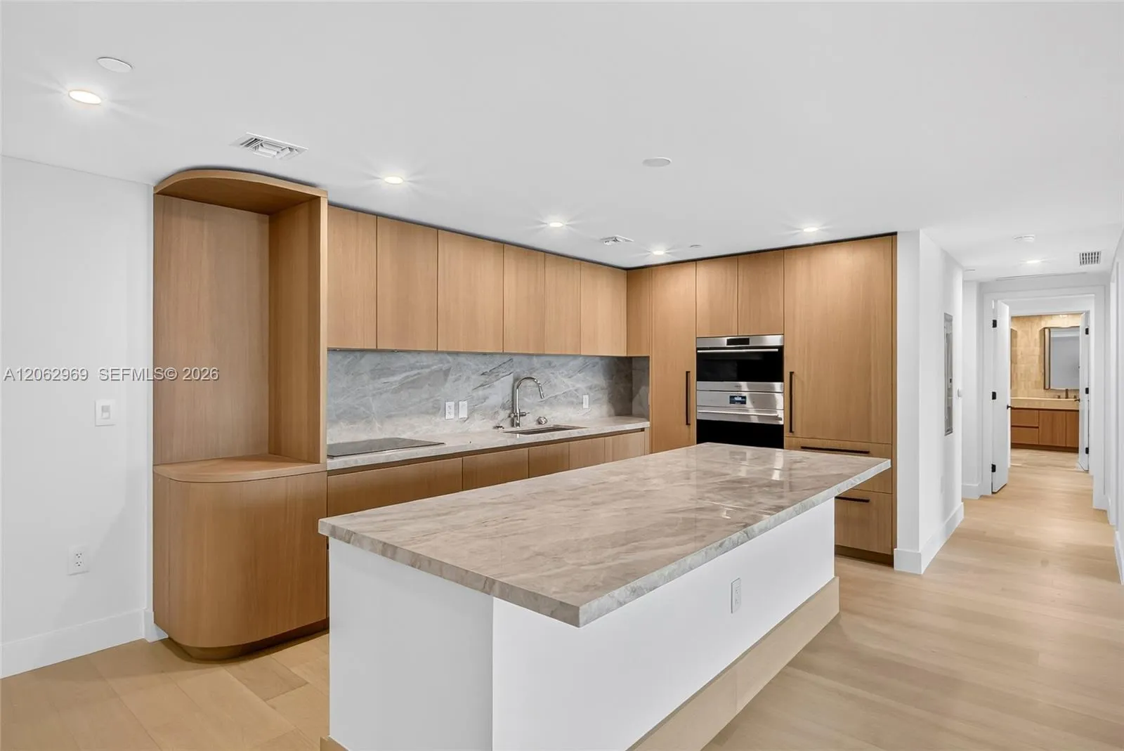 Foto de propiedad en 1176 97th Street 501, Bay Harbor Islands, FL 33154 Bay Harbor Islands con MLS# 