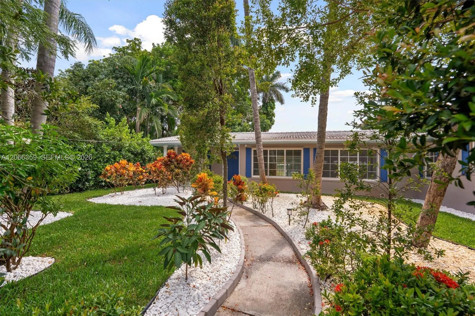Foto de propiedad en 11770 Griffing Boulevard 0, Biscayne Park, FL 33161 Biscayne Park con MLS# 
