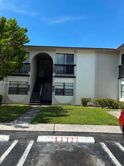 Foto de propiedad en 11775 NW 30th Street 106A, Coral Springs, FL 33065 Coral Springs con MLS# 