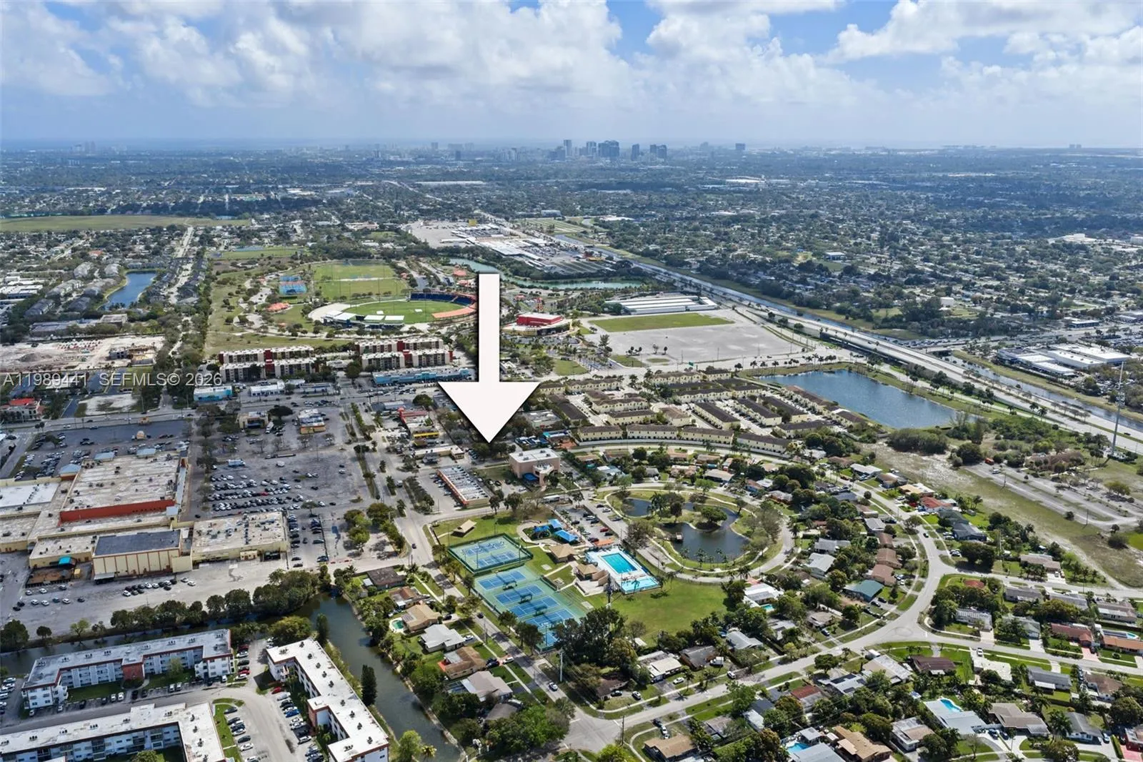 Foto de propiedad en 1178 NW 41st Terrace, Lauderhill, FL 33313 Lauderhill con MLS# 