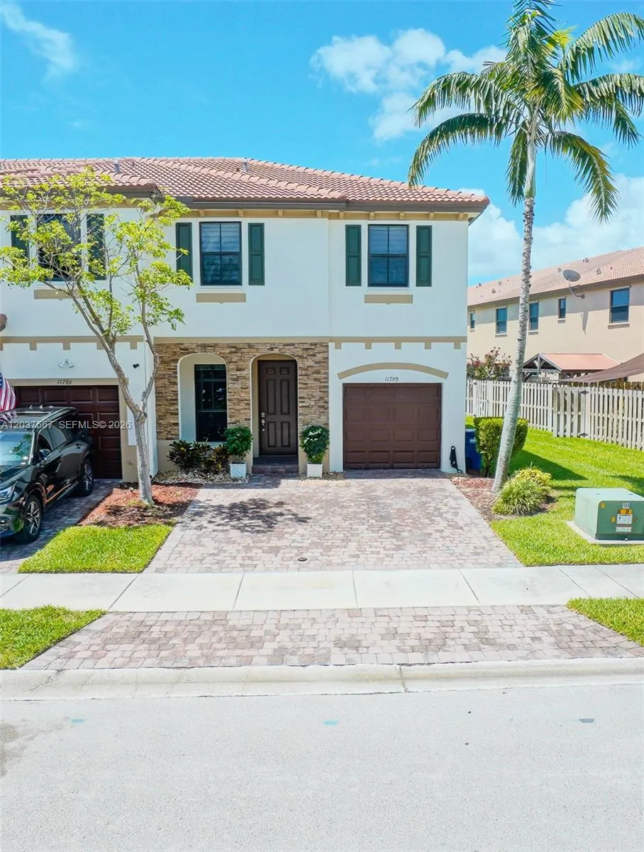Alquilada 11790 SW 238th Street, Homestead, FL 33032, Homestead, FL 33032