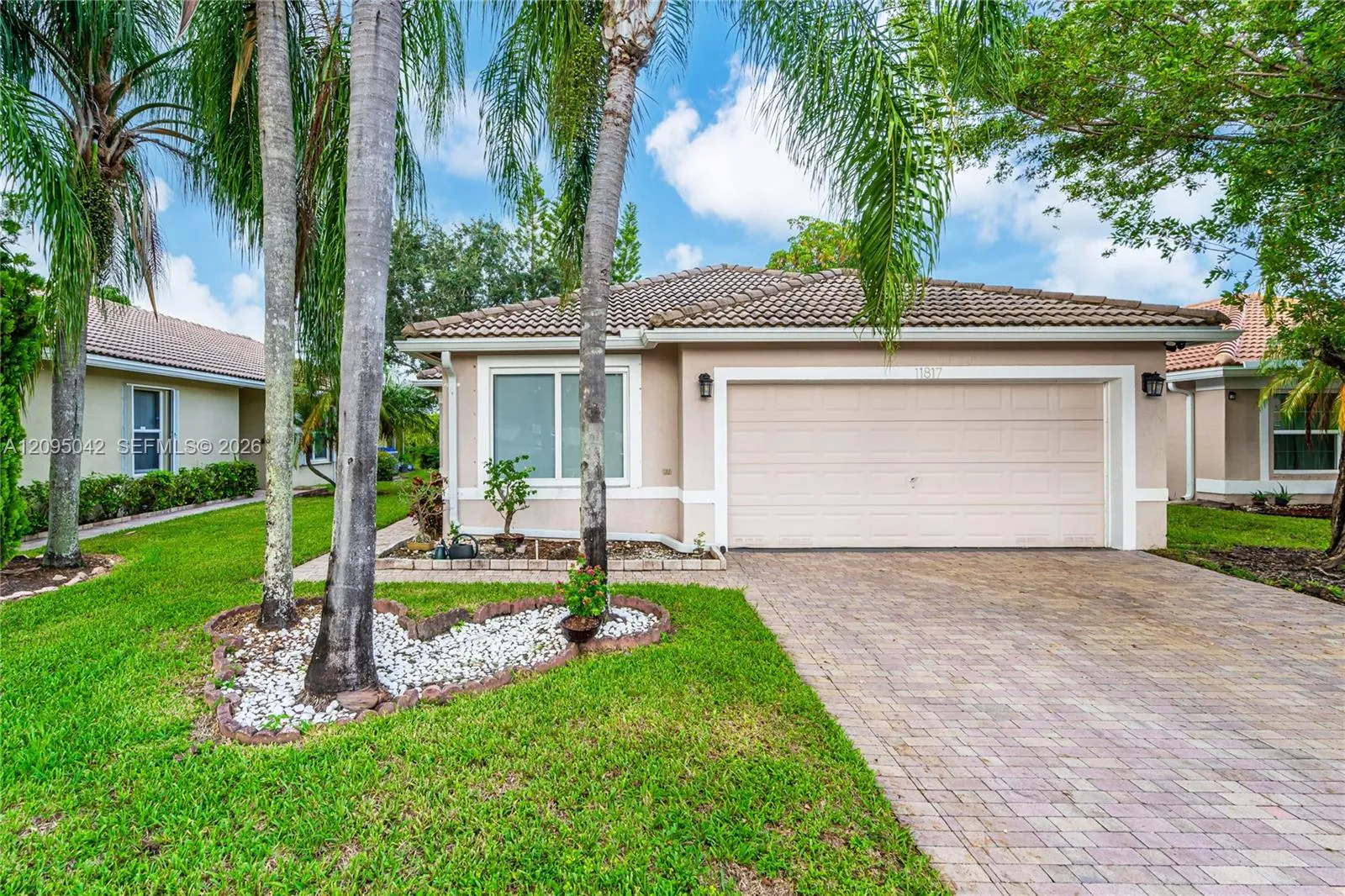En Venta 11817 SW 7th Street, Pembroke Pines, FL 33025, Pembroke Pines, FL 33025