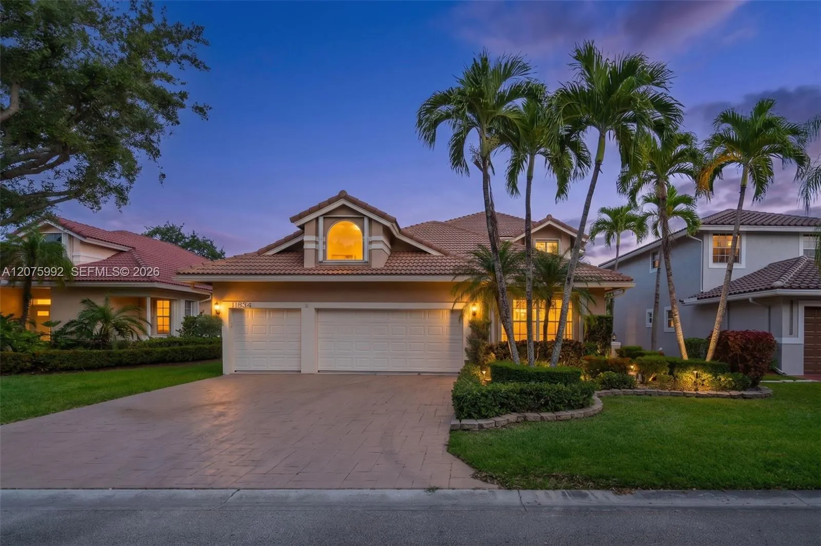 Foto de propiedad en 11834 Highland Place, Coral Springs, FL 33071 Coral Springs con MLS# 