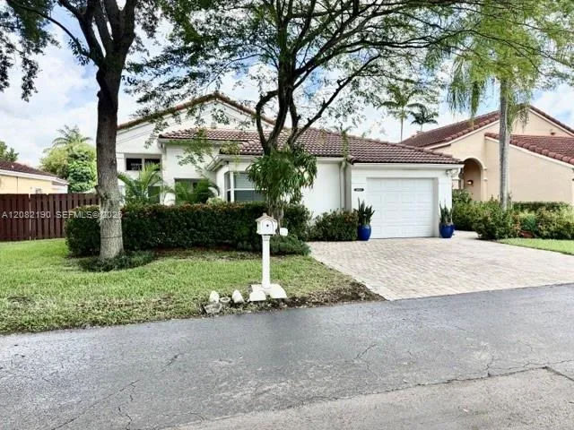 En Venta 11837 SW 93rd Terrace, Miami, FL 33186, Miami, FL 33186