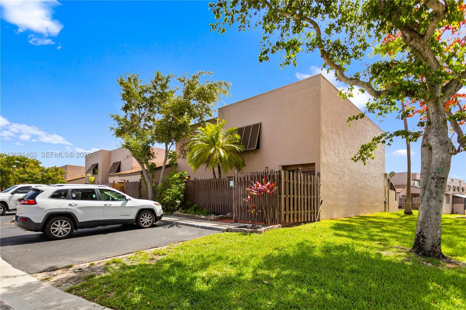 Vendido 1184 NW 122nd Terrace, Pembroke Pines, FL 33026, Pembroke Pines, FL 33026