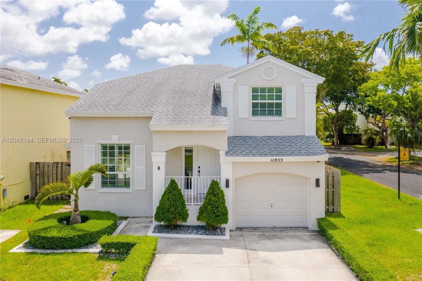Vendido 11855 SW 102nd Street, Miami, FL 33186, Miami, FL 33186