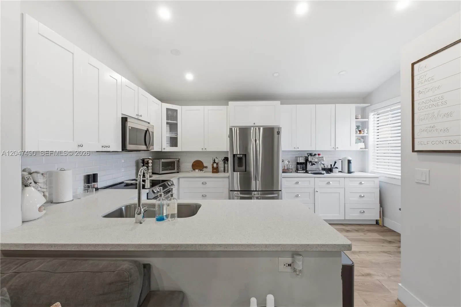 Foto de propiedad en 11862 NW 11th Street 11862, Pembroke Pines, FL 33026 Pembroke Pines con MLS# 