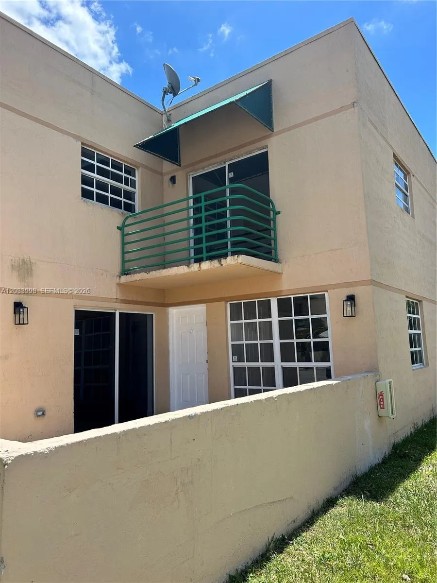 En Renta 11880 SW 19th Terrace 113, Miami, FL 33175, Miami, FL 33175