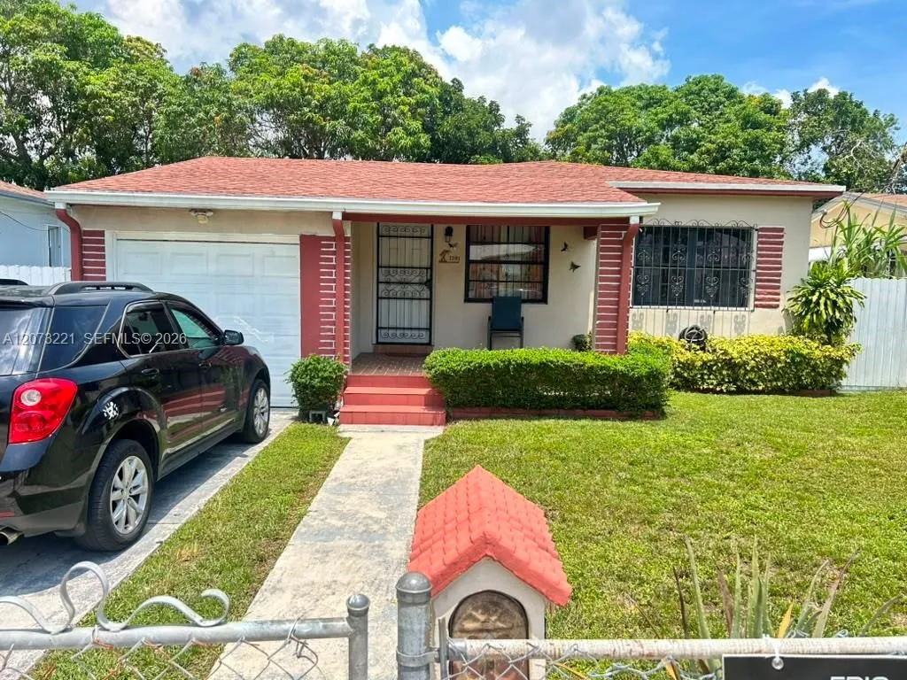 Foto de propiedad en 1191 NW 49th Street, Miami, FL 33127 Miami con MLS# 