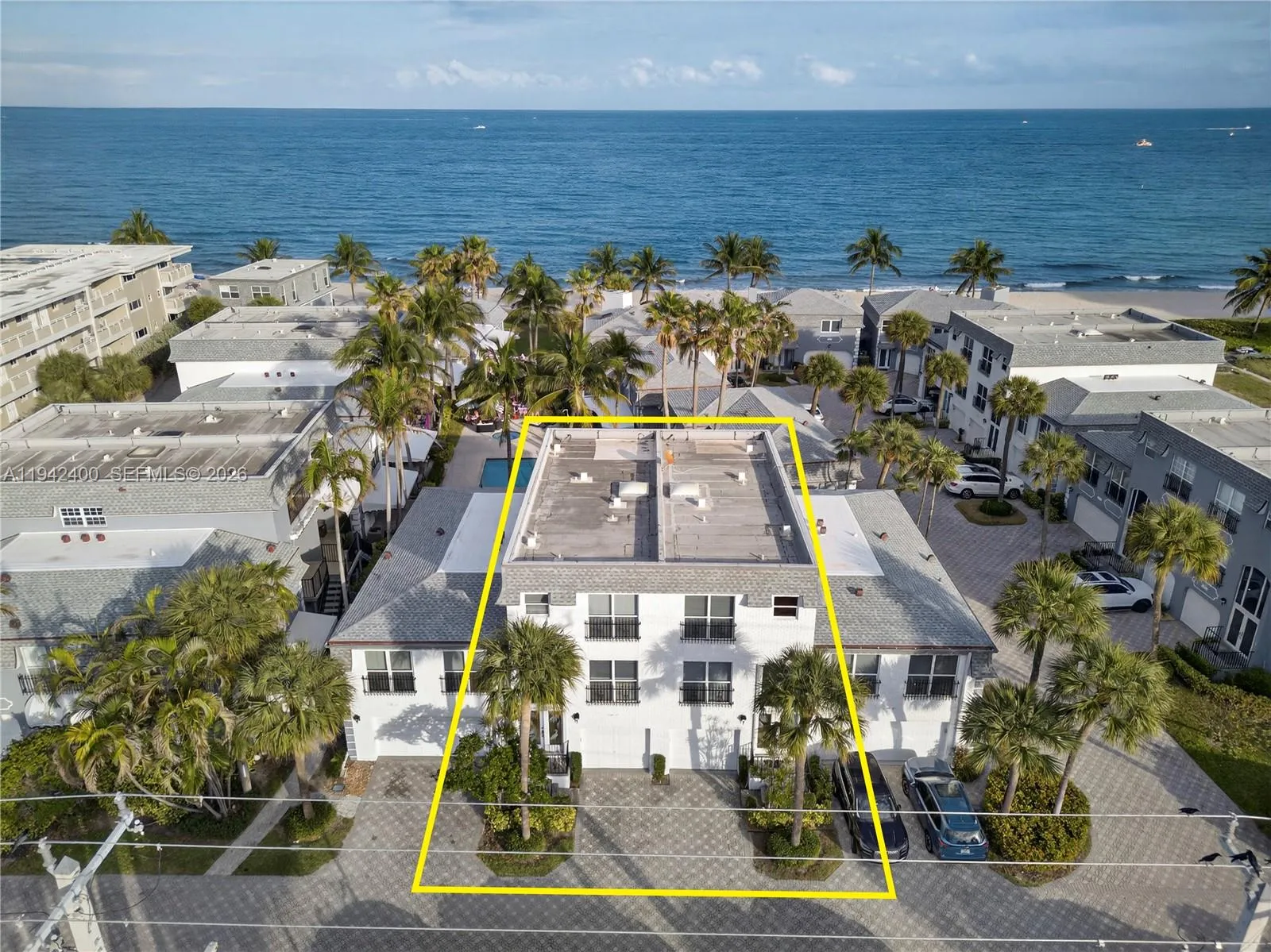 Vendido 1194 Hillsboro Mile 12 12, Hillsboro Beach, FL 33062, Hillsboro Beach, FL 33062