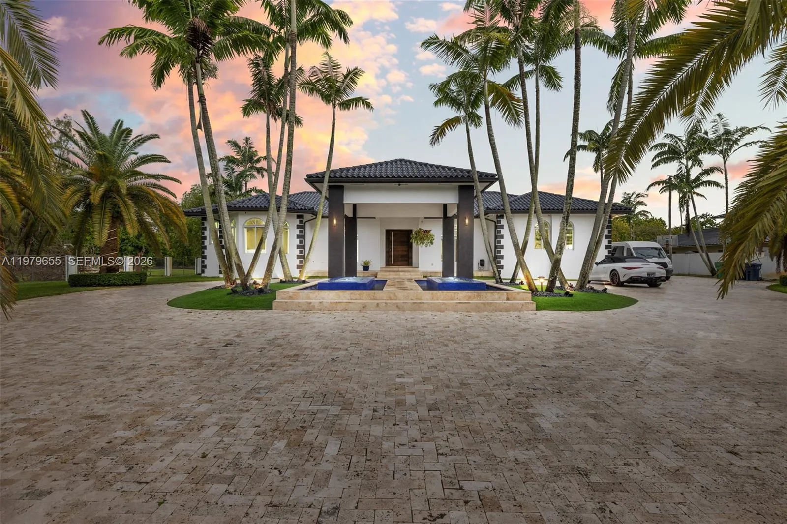 Foto de propiedad en 11950 SW 43rd Street, Miami, FL 33175 Miami con MLS# 