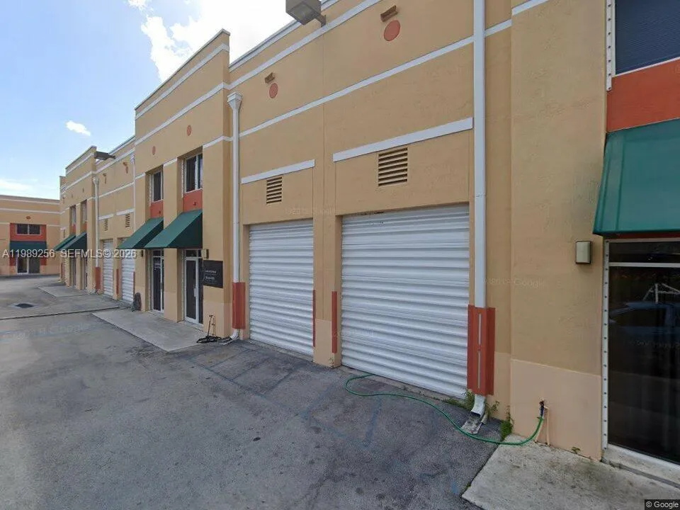Vendido 11965 SW 142nd Terrace 105, Miami, FL 33186, Miami, FL 33186