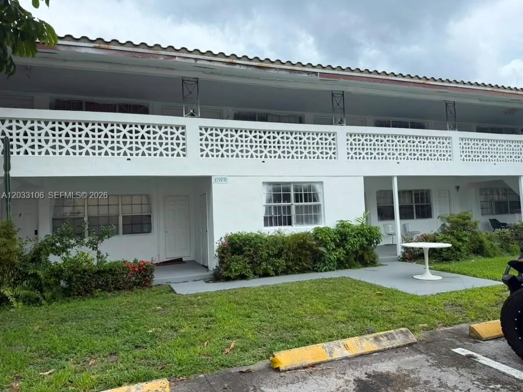En Venta 11970 NE 19th Drive, North Miami, FL 33181, North Miami, FL 33181