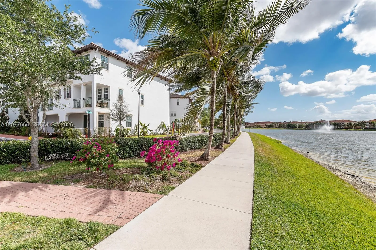 Foto de propiedad en 11973 SW 28th Court 11973, Miramar, FL 33025 Miramar con MLS# 