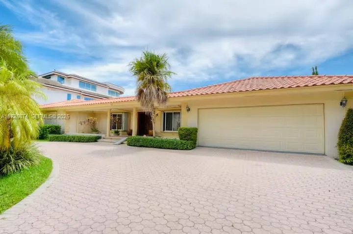En Renta 12 Isla Bahia Drive, Fort Lauderdale, FL 33316, Fort Lauderdale, FL 33316