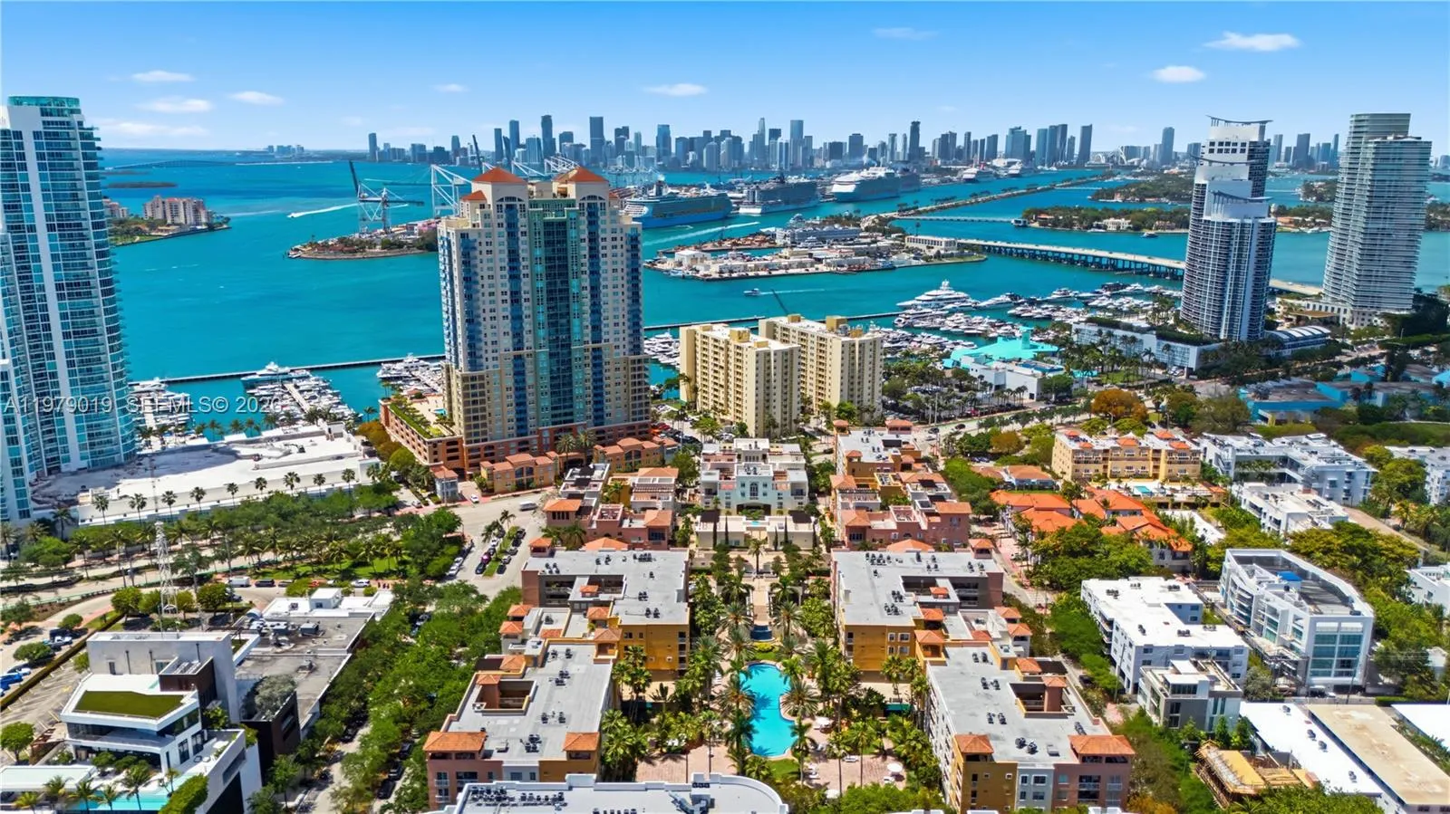 Foto de propiedad en 120 Jefferson Avenue 12022, Miami Beach, FL 33139 Miami Beach con MLS# 