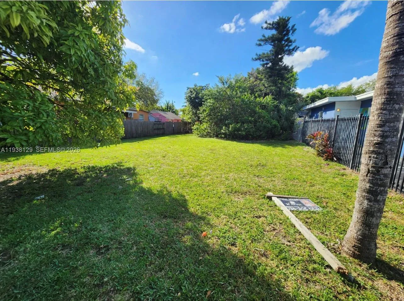 Foto de propiedad en 120 NE 56th Street, Miami, FL 33137 Miami con MLS# 