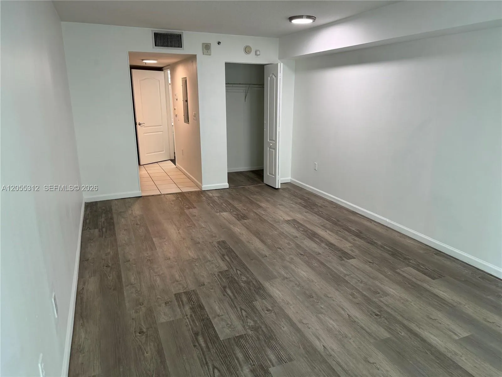 En Renta 1200 Brickell Bay Drive 2310, Miami, FL 33131, Miami, FL 33131