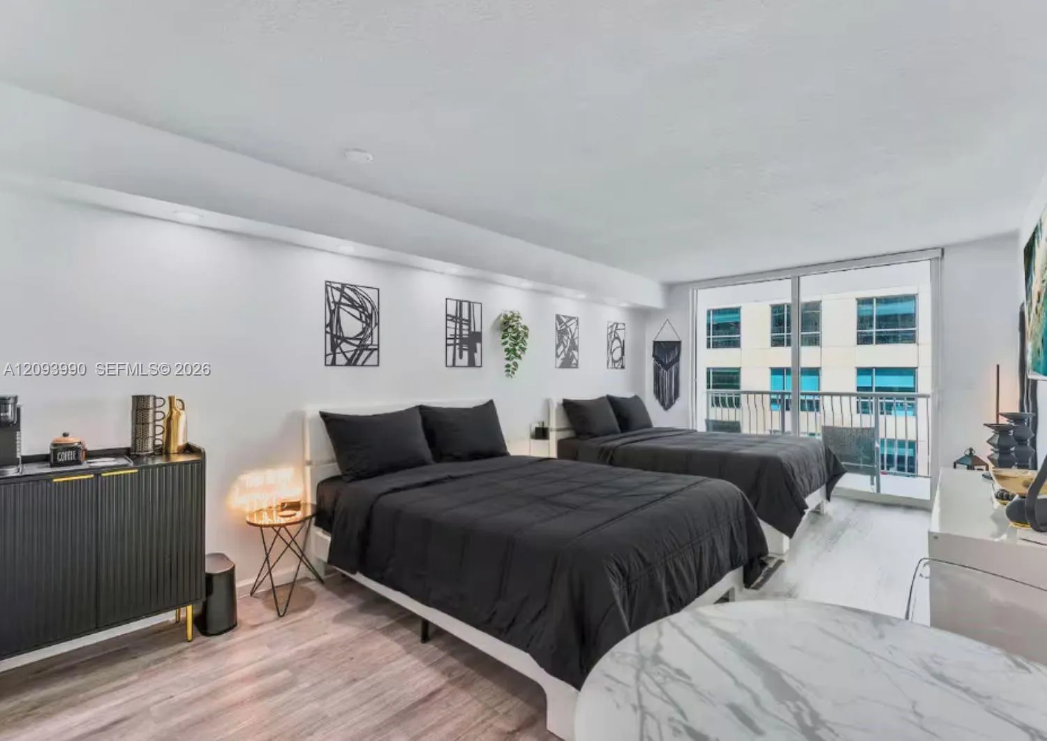 En Venta 1200 Brickell Bay Drive 2610, Miami, FL 33131, Miami, FL 33131