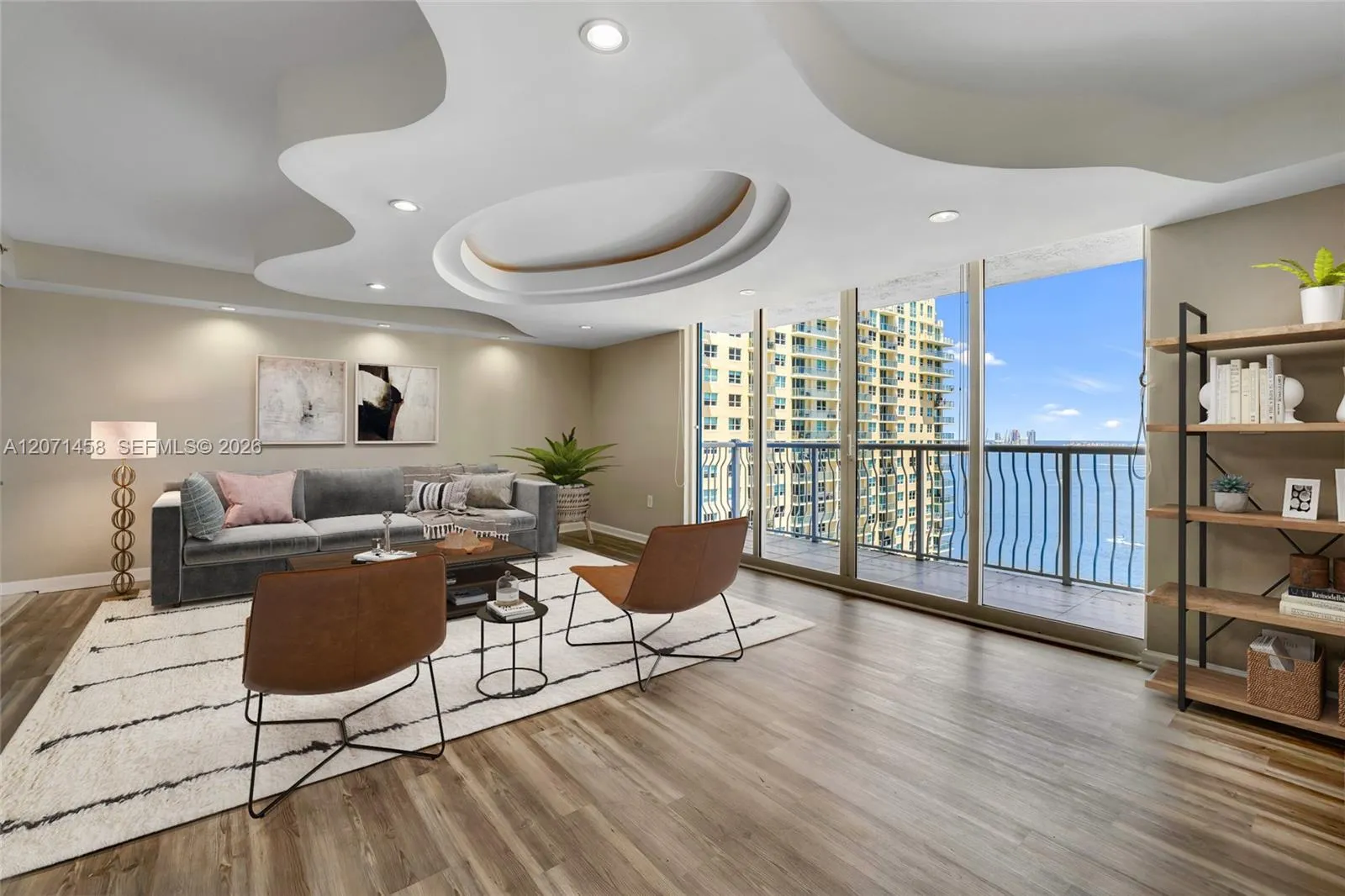 En Venta 1200 Brickell Bay Drive 3001, Miami, FL 33131, Miami, FL 33131