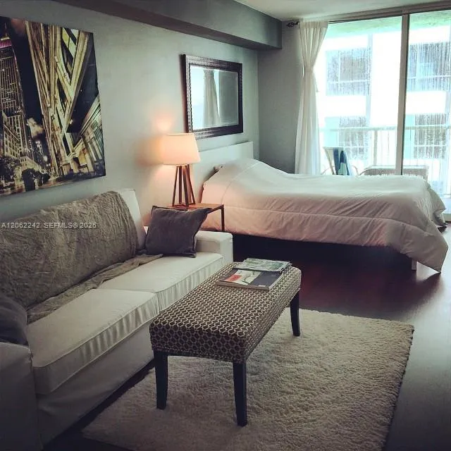 Foto de propiedad en 1200 Brickell Bay Drive 3110, Miami, FL 33131 Miami con MLS# 
