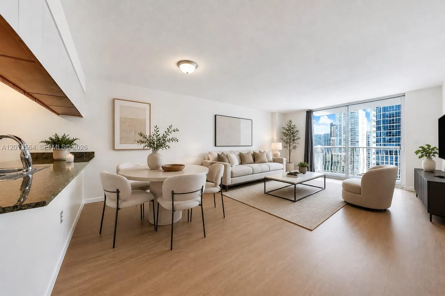 Vendido 1200 Brickell Bay Drive 3122, Miami, FL 33131, Miami, FL 33131