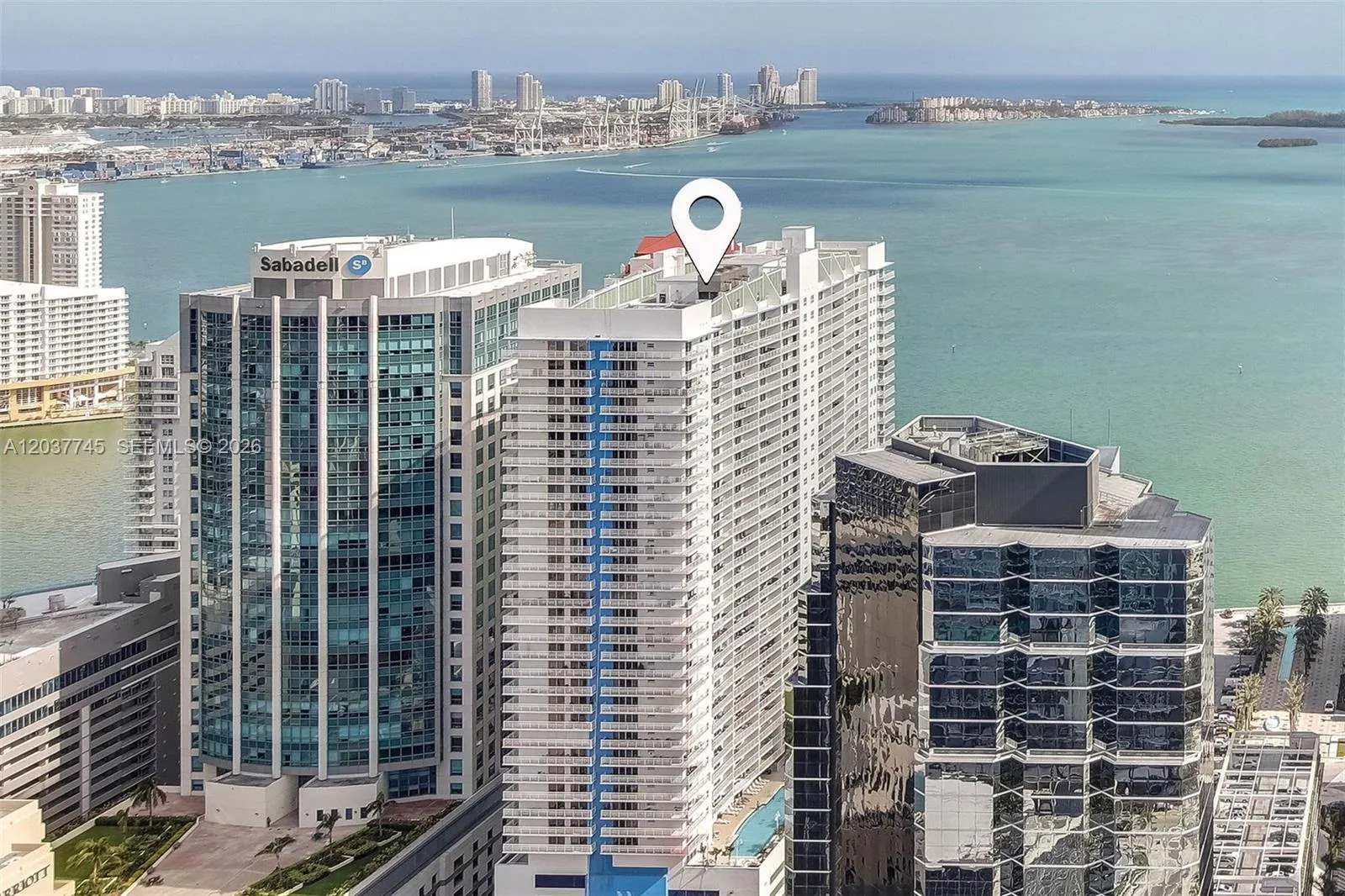 Foto de propiedad en 1200 Brickell Bay Drive 3714, Miami, FL 33131 Miami con MLS# 