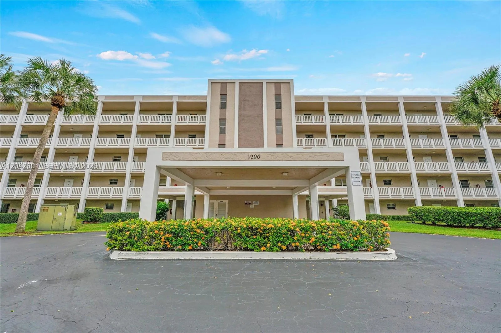 Foto de propiedad en 1200 NW 87th Avenue 410, Coral Springs, FL 33071 Coral Springs con MLS# 