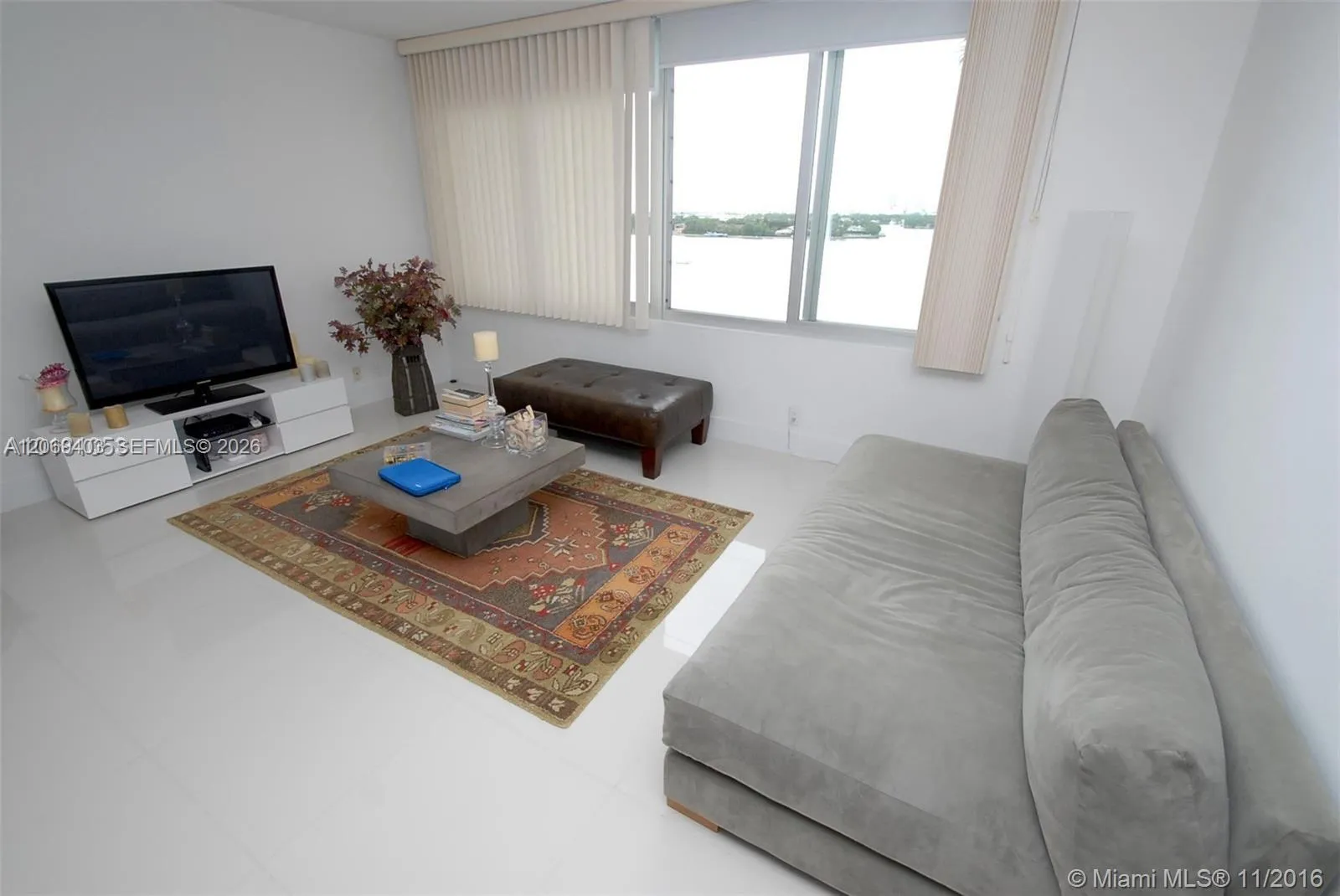 Foto de propiedad en 1200 West Avenue 1101, Miami Beach, FL 33139 Miami Beach con MLS# 