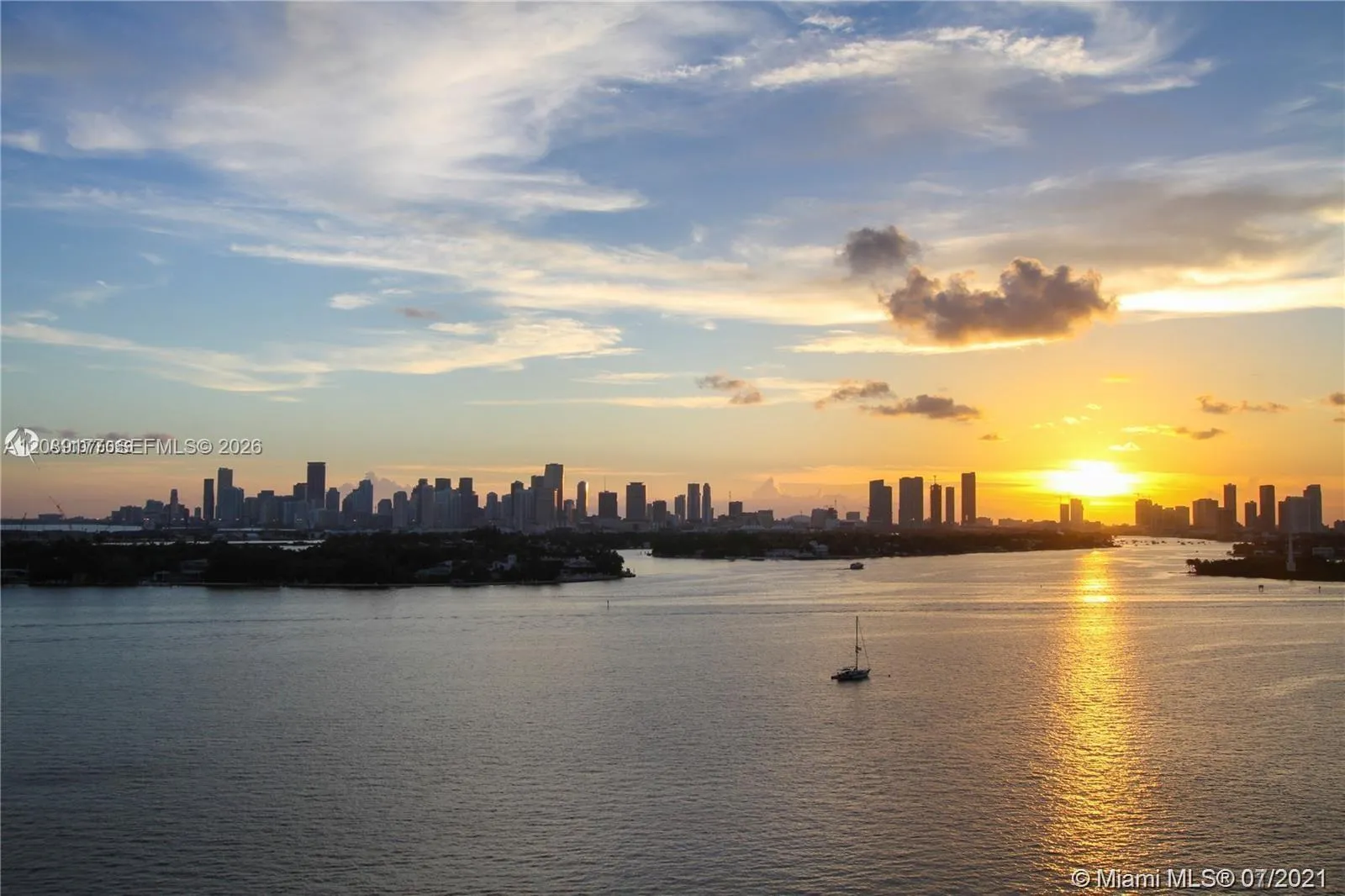 En Renta 1200 West Avenue 1522, Miami Beach, FL 33139, Miami Beach, FL 33139