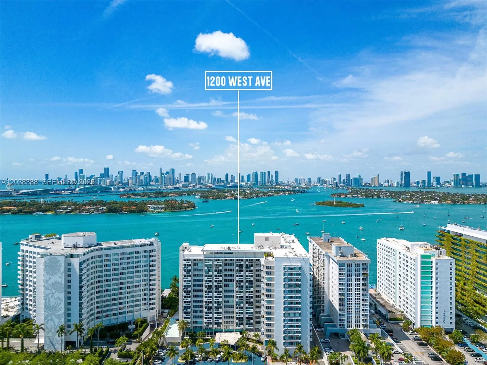 Foto de propiedad en 1200 West Avenue 312, Miami Beach, FL 33139 Miami Beach con MLS# 
