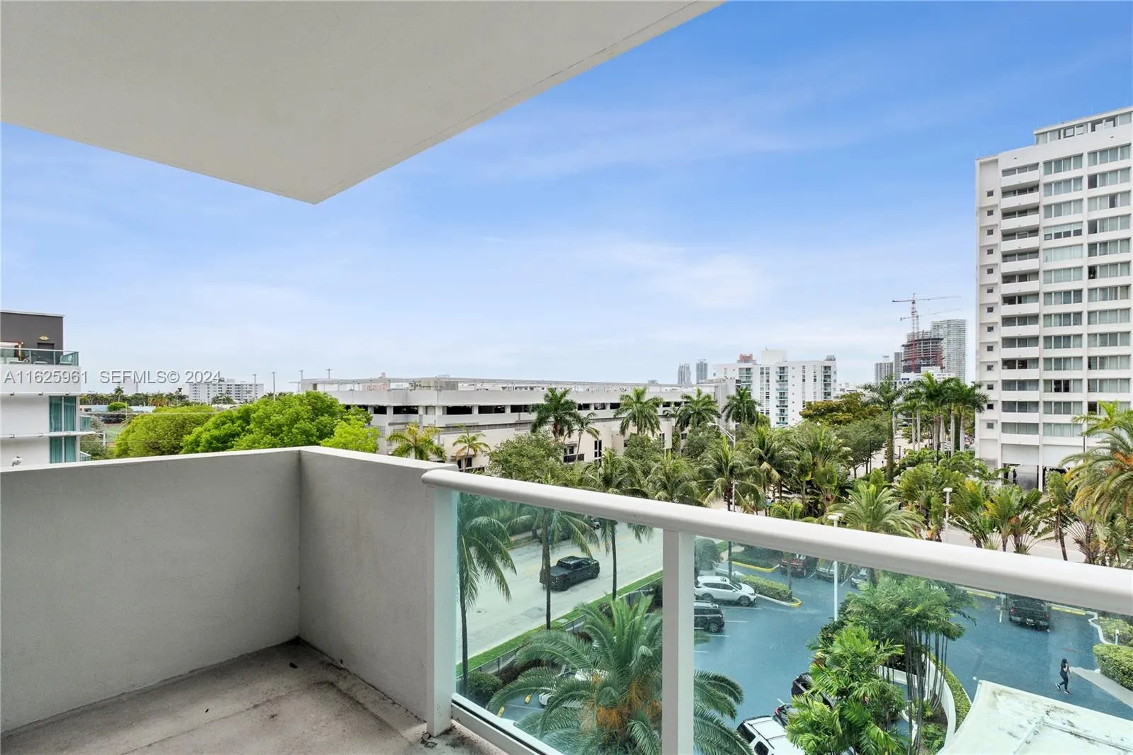 Foto de propiedad en 1200 West Avenue 515, Miami Beach, FL 33139 Miami Beach con MLS# 