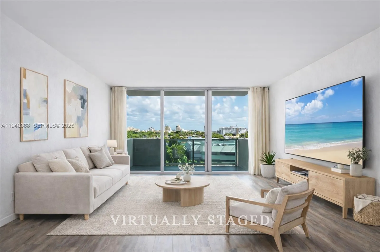 Foto de propiedad en 1200 West Avenue 708, Miami Beach, FL 33139 Miami Beach con MLS# 