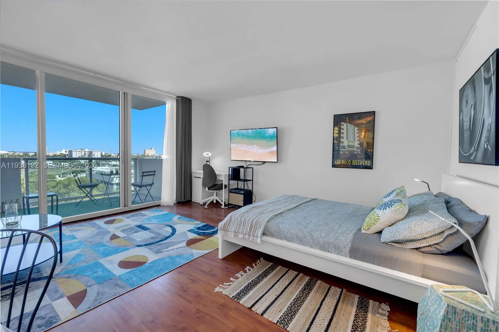 Foto de propiedad en 1200 West Avenue 811, Miami Beach, FL 33139 Miami Beach con MLS# 