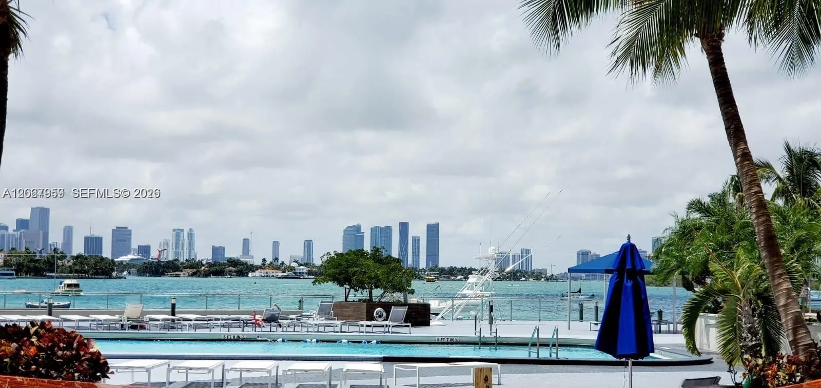 Foto de propiedad en 1200 West Avenue BS1, Miami Beach, FL 33139 Miami Beach con MLS# 