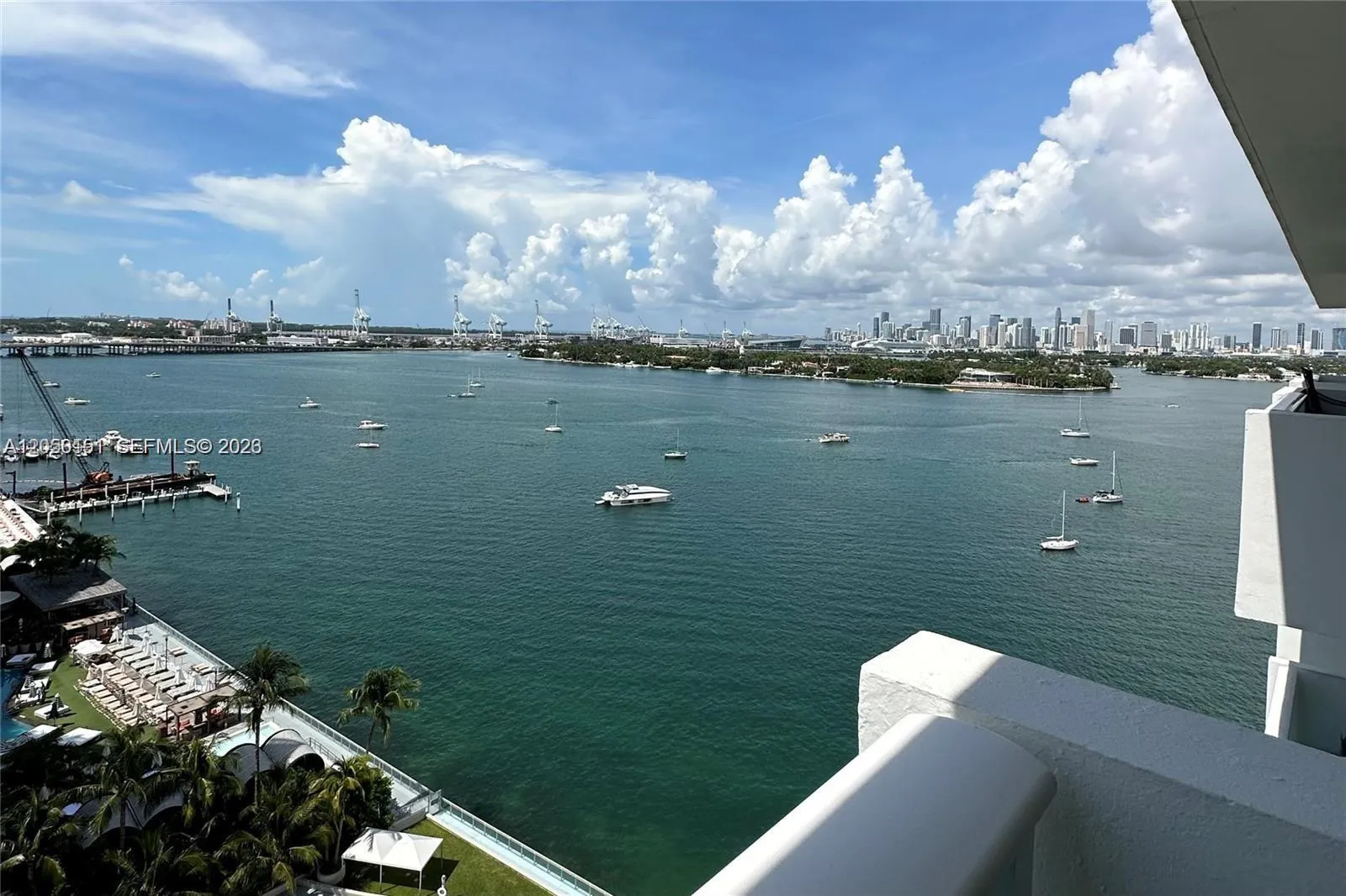 En Venta 1200 West Avenue PH29, Miami Beach, FL 33139, Miami Beach, FL 33139