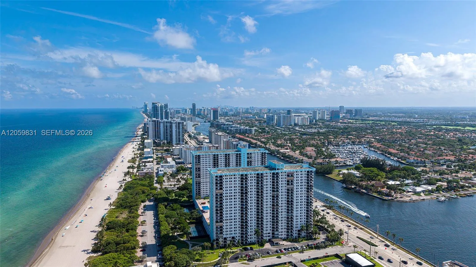 Foto de propiedad en 1201 S Ocean Drive 1703N, Hollywood, FL 33019 Hollywood con MLS#