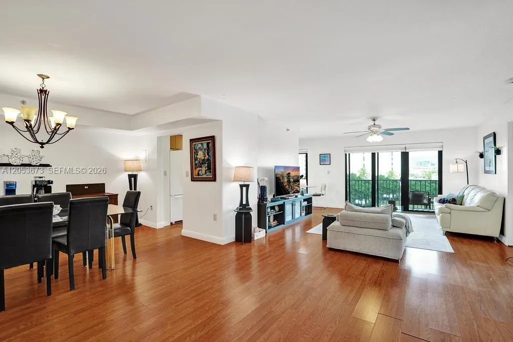 Foto de propiedad en 1201 S Ocean Drive 310N, Hollywood, FL 33019 Hollywood con MLS#