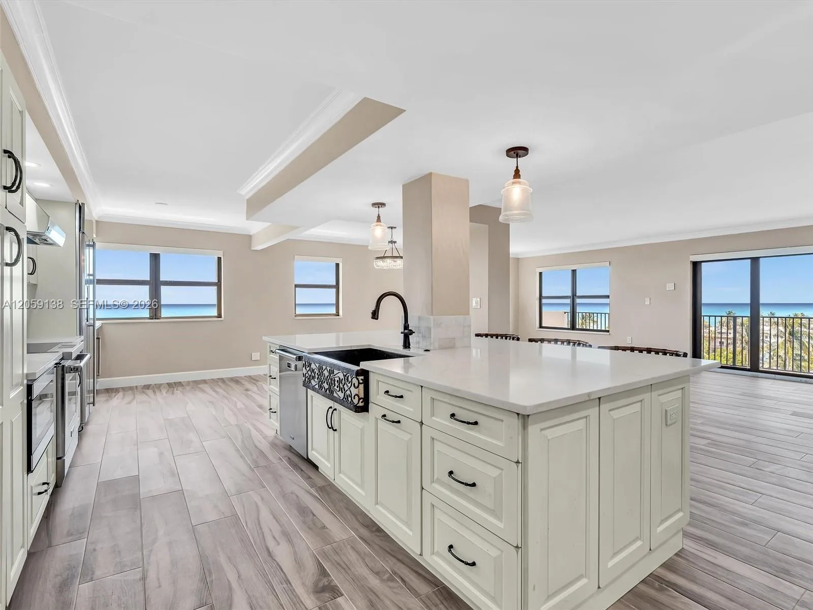 Foto de propiedad en 1201 S Ocean Drive 802S, Hollywood, FL 33019 Hollywood con MLS# 