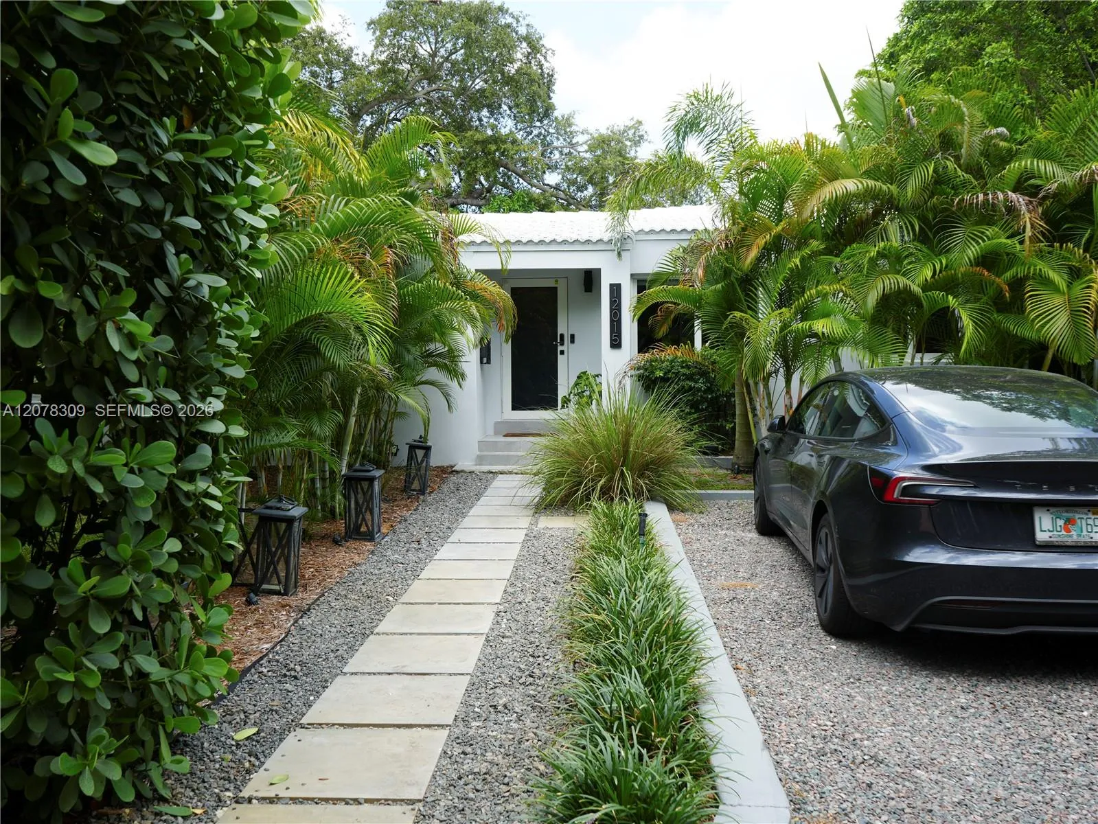En Venta 12015 NE 10 Avenue, Biscayne Park, FL 33161, Biscayne Park, FL 33161