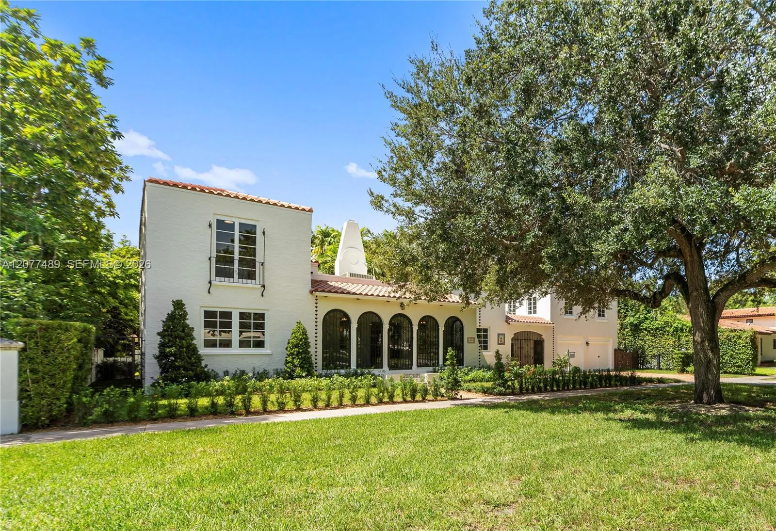 Foto de propiedad en 1202 Granada Boulevard, Coral Gables, FL 33134 Coral Gables con MLS# 